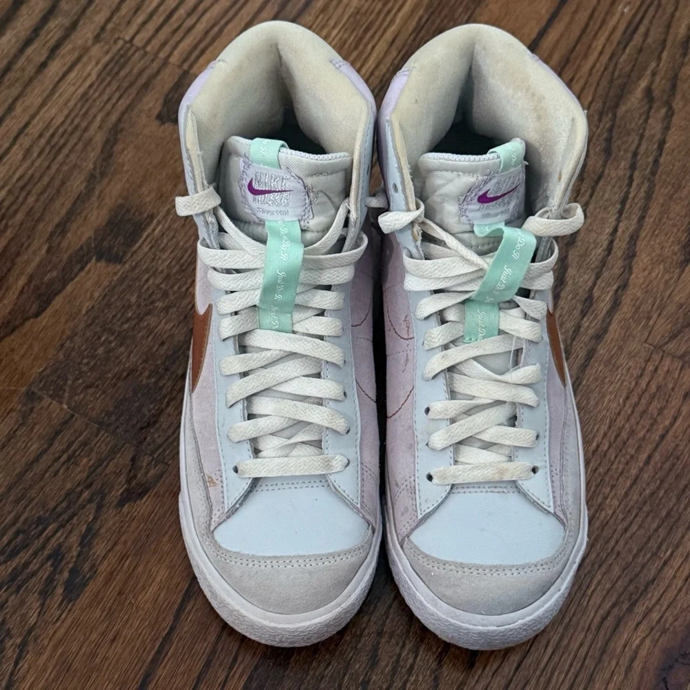 NIKE BLAZER MID 77 GRADE SCHOOL BARELY GRAPE COOPER METALLIC YOUTH - Picture 5 of 10